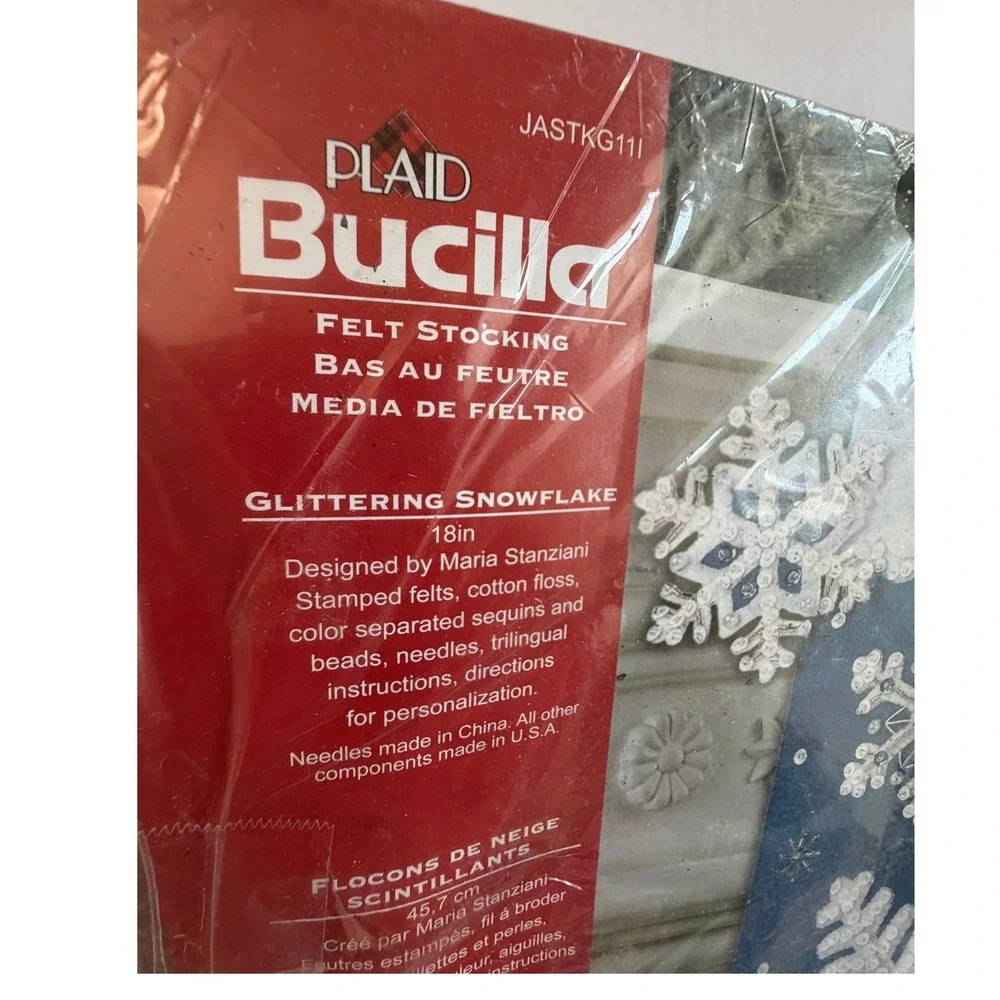 New Bucilla Glittering Snowflake 18